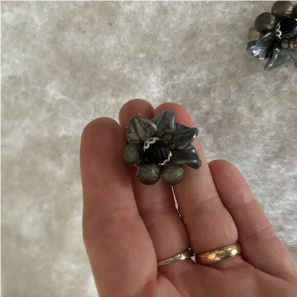 Black & Gray Flower Clip On Earrings West Germany - Picture 2 of 4